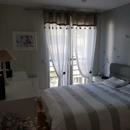 Δωμάτια σε οικογενειακή κατοικία Chez L'habitant