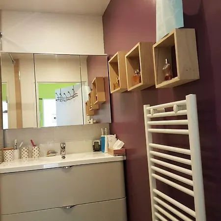 Δωμάτια σε οικογενειακή κατοικία Chez L'habitant *